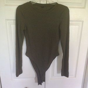 Long sleeved shirt / body suit